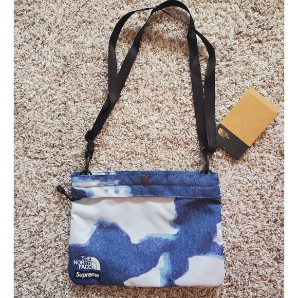 Supreme The North Face Bleached Denim Print Shoulder Bag Indigo Zippered 8x11 - Picture 2 of 9